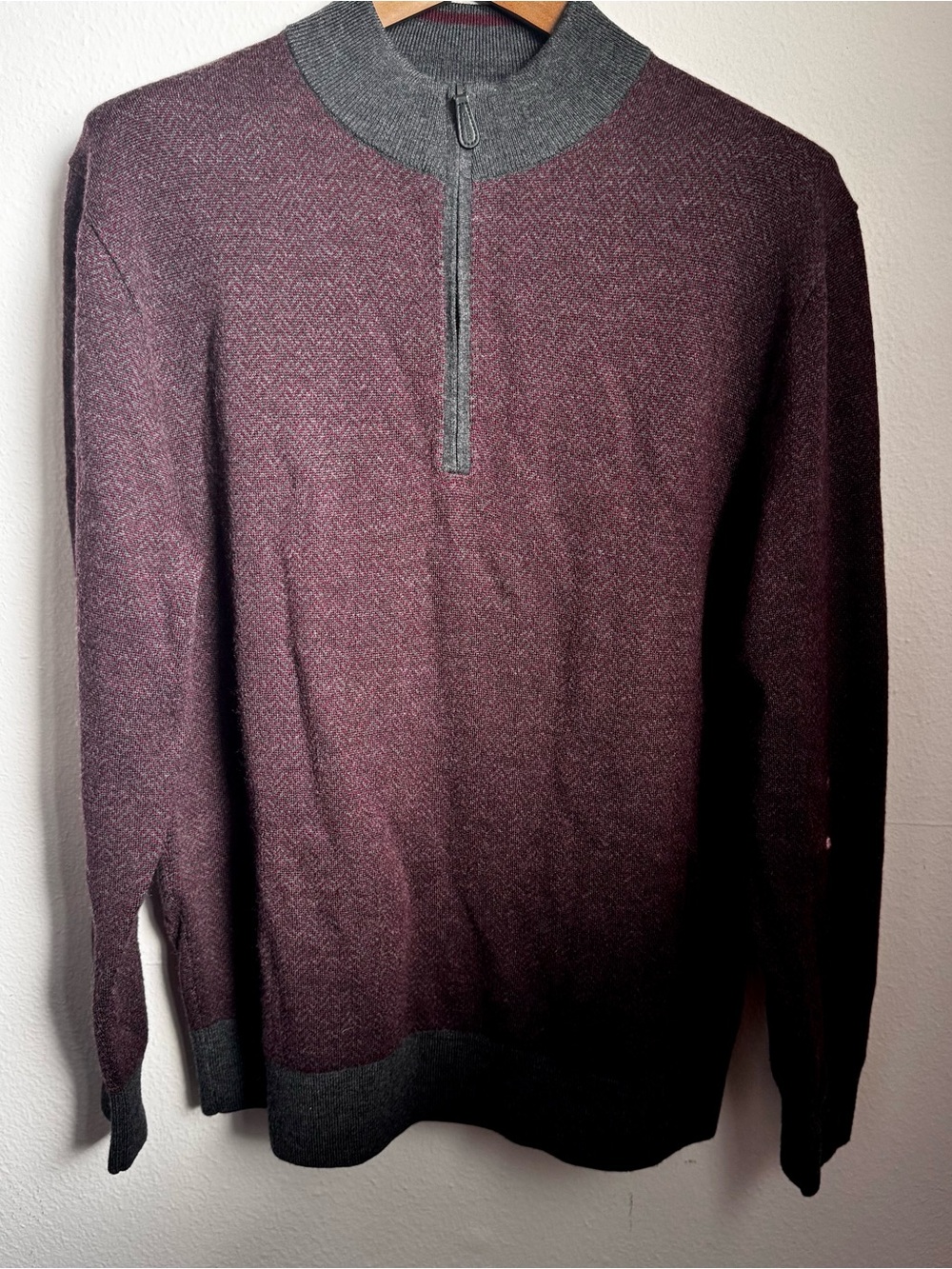 Cremieux 100% Extra Fine Merino Wool Herringbone Quarter Zip Sweater L
